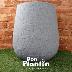 Maceta rotomoldeada Mate