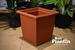 Maceta piramidal - TYA - comprar online