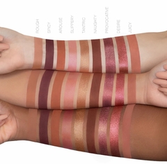 **PRE ORDEN** Naughty Nude Eyeshadow Paletteo- HUDA BEAUTY en internet