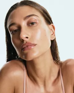 **PRE ORDEN** Rhode Skin- peptide lip treatment - tienda en línea