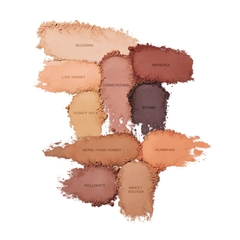 Matte Honey Pressed Powder Palette o KKW Beauty en internet