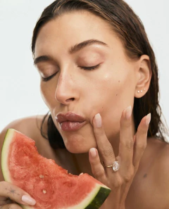 **PRE ORDEN** Rhode Skin- peptide lip treatment