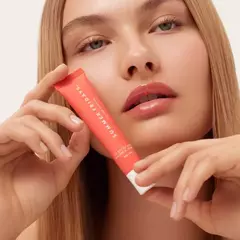 **PRE ORDEN** Summer Fridays- Lip Butter Balm for Hydration & Shine - comprar en línea