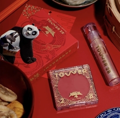 **PRE ORDEN** Tower 28 Beauty - Tower 28 x Kung Fu Panda 4 Cream Blush + Lip Gloss Kit en internet