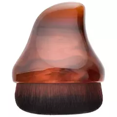 **PRE ORDEN** Danessa Myricks Beauty- Yummy Face 2.0 Teardrop Kabuki Complexion Brush