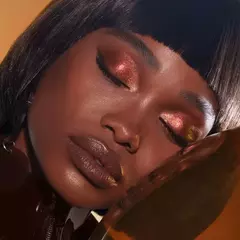 **PRE ORDEN** NATASHA DENONA - I Need a Warm Eyeshadow Palette - Beauty Glam by Kar