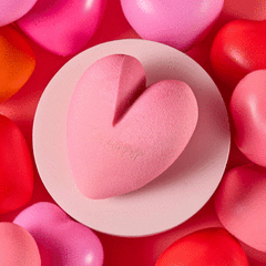 Colourpop- NEW ❤️color-changing heart blending sponge❤️