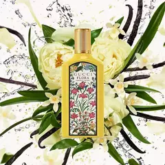 **PRE ORDEN** Sephora Favorites- Mini Deluxe Perfume Sampler Set with Redeemable Voucher - tienda en línea