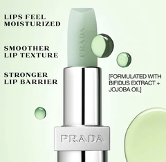 ** PRE ORDEN** Prada Beauty- Moisturizing Lip Balm Limited Edition* en internet
