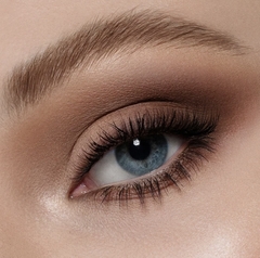 Imagen de **PRE ORDEN** MAKEUP BY MARIO Master Mattes™ Eyeshadow Palette