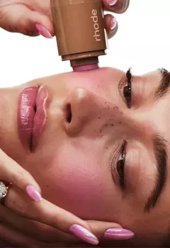 **PRE ORDEN** Rhode-Pocket Blush - Beauty Glam by Kar