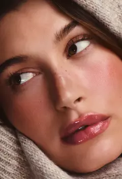 Imagen de **PRE ORDEN** Rhode-Pocket Blush