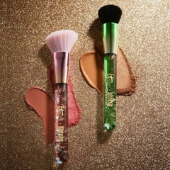 **PRE-ORDEN** IT Brushes For Ulta x Wicked Blush & Foundation Brush Duo - 2pc - comprar en línea