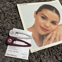 Rare Beauty by Selena Gomez -Hair Clip Duo - comprar en línea