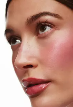 **PRE ORDEN** Rhode - New Summer Peptide Lip Tint en internet
