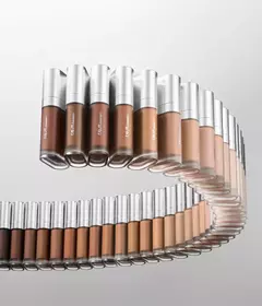 **PRE ORDEN** Ariana Grande REM beauty- sweetener foundation - comprar en línea