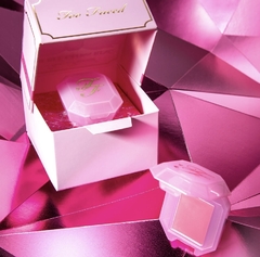 Imagen de **PRE ORDEN**Too Faced- Bauble Gloss Ring Limited Edition Ready-To-Gift Holiday Gloss