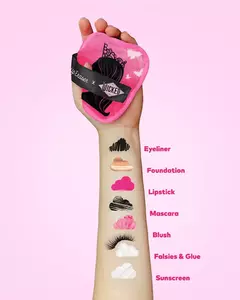 Imagen de **PRE ORDEN** The Original MakeUp Eraser- Wicked 7-Day Set + laundry bag