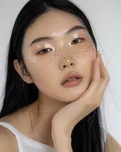 **PRE ORDEN** Fazit-Rose Gold Stardust Speckles Makeup Patches - comprar en línea