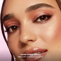 **PRE VENTA** Too Faced - Mini Born This Way Complexion-Inspired Eyeshadow Palette