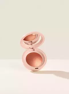 **PRE ORDEN** Rare Beauty- Positive Light Silky Touch Highlighter - comprar en línea