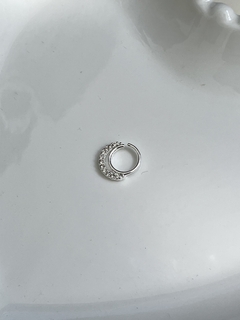 Piercing de Furo Argolinha Cravejada Prata - comprar online