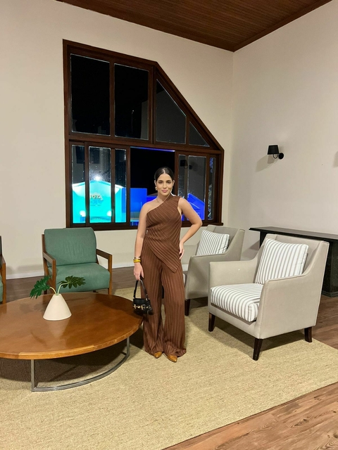 CONJUNTO TRICÔ ASSIMÉTRICO SILVIA
