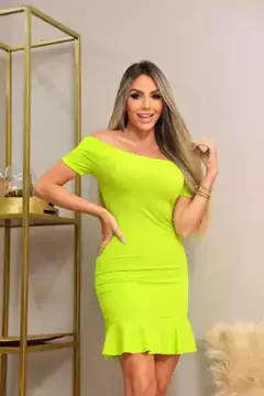 Vestido Curto Canelado Ombro A Ombro Babado Embaixo - Ímpeto Modas - Estilo Ousado e Sensual