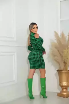 Vestido Manga Longa Ombro Vazado Decote Gota na internet