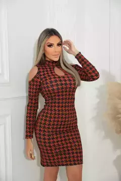 Vestido Manga Longa Ombro Vazado Decote Gota - comprar online