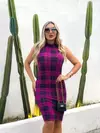 Vestido Canelado Gola Alta Sem Manga Xadrez Fúcsia