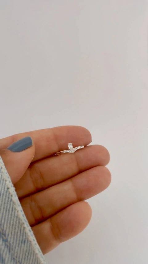 Anel cravejado - comprar online