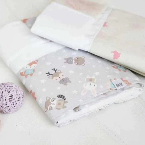 Sabanas de Algodón Hipoalergénico Para Practicuna diseñada para colchones de hasta 70x100