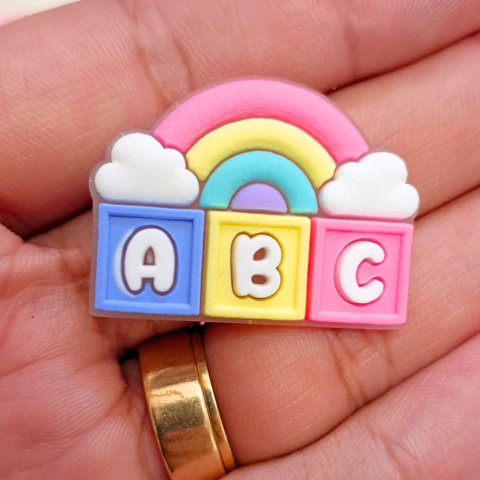 Aplique Arco-íris ABC emborrachado 3,5cm