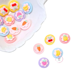 Aplique Bolacha com frutinhas resina 2cm (5 unidades) Sortidos - comprar online