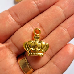 Pingente Mini Coroa 2cm - modelo 32 (2 unidades) - comprar online