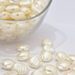 Miçanga Concha do Mar cor Pérola 10mm (50 unidades) na internet