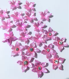 Florzinha de Acrílico 2,5 cm, Ref.39 (20 unidades) - Atelie Rosa di Pano