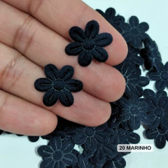 Florzinha PRENSADA 2x2cm com 200 und. - Atelie Rosa di Pano
