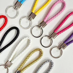 Chaveiro em Couro (6 unidades) - 16 cm - Cores Aleatórias