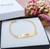 PULSEIRA INFANTIL CHAPINHA CORAÇÕES PERSONALIZADA COM NOME BANHADA A OURO 18K