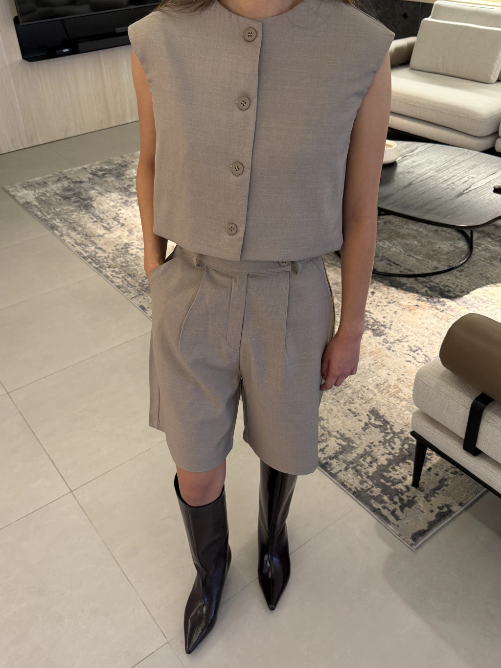 FW25 Bermuda Sastrera Almendra (AW25CO11-C)