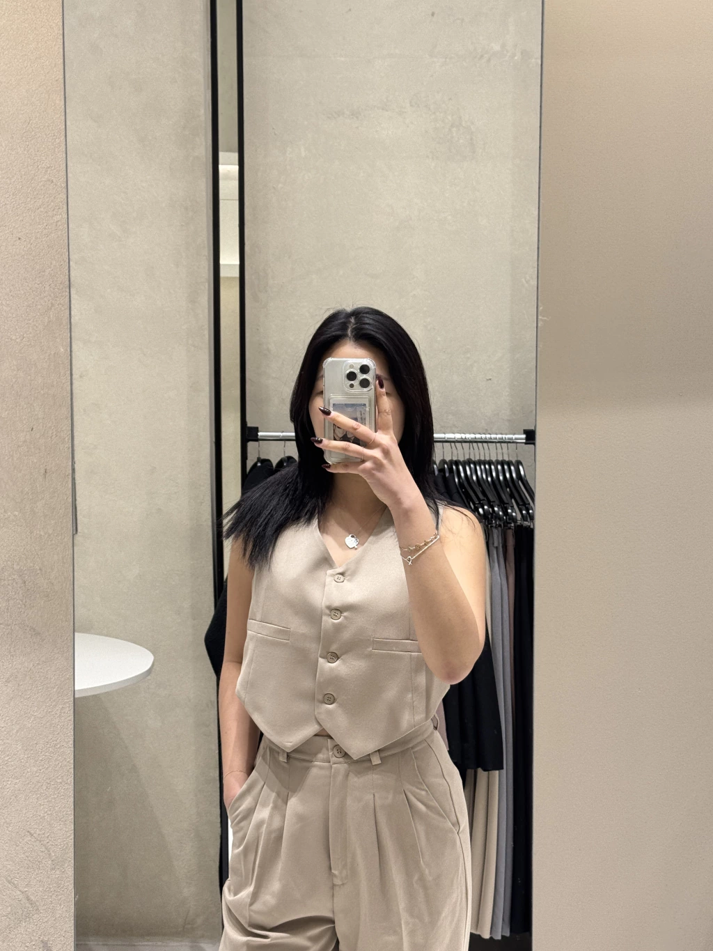 FW25 Chaleco Mika Beige (AW25CO49-1-MM)
