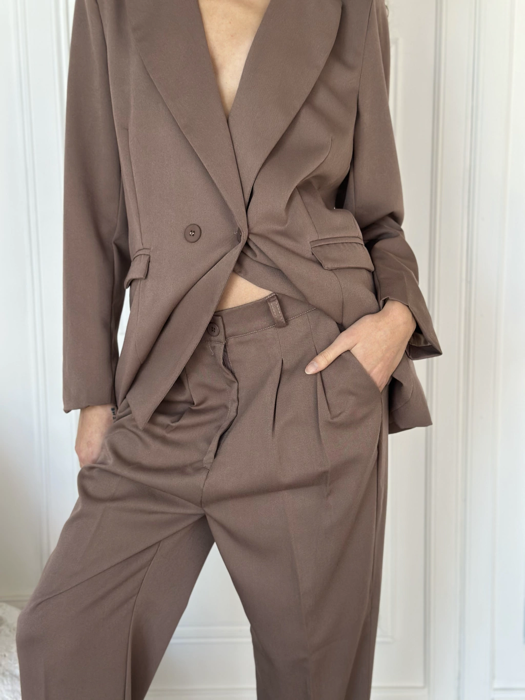 FW25 Pantalón Sleek Mocca (AW25CO33-MM)