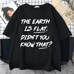 Camiseta Agust-D The Earth Is Flat Didnt You Know That Yoongi Suga (ESTOQUE BRASIL)