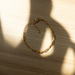 Pulseira Elo Cartier Banhada à Ouro 18k - Ei, Guapa! | Pulseiras, chokers, tornozeleiras e acessórios