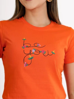 T-Shirt Bordada Be You - comprar online