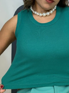 Cropped Anne Verde na internet