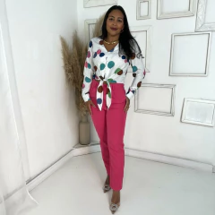 Camisa Bolinhas Coloridas Rosa na internet