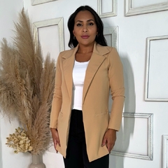 Blazer Acinturado Alongado Martina na internet